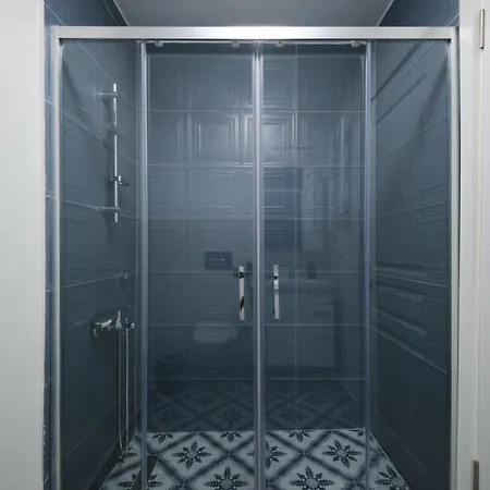 Ocean 3 Bed House 伊斯坦布尔